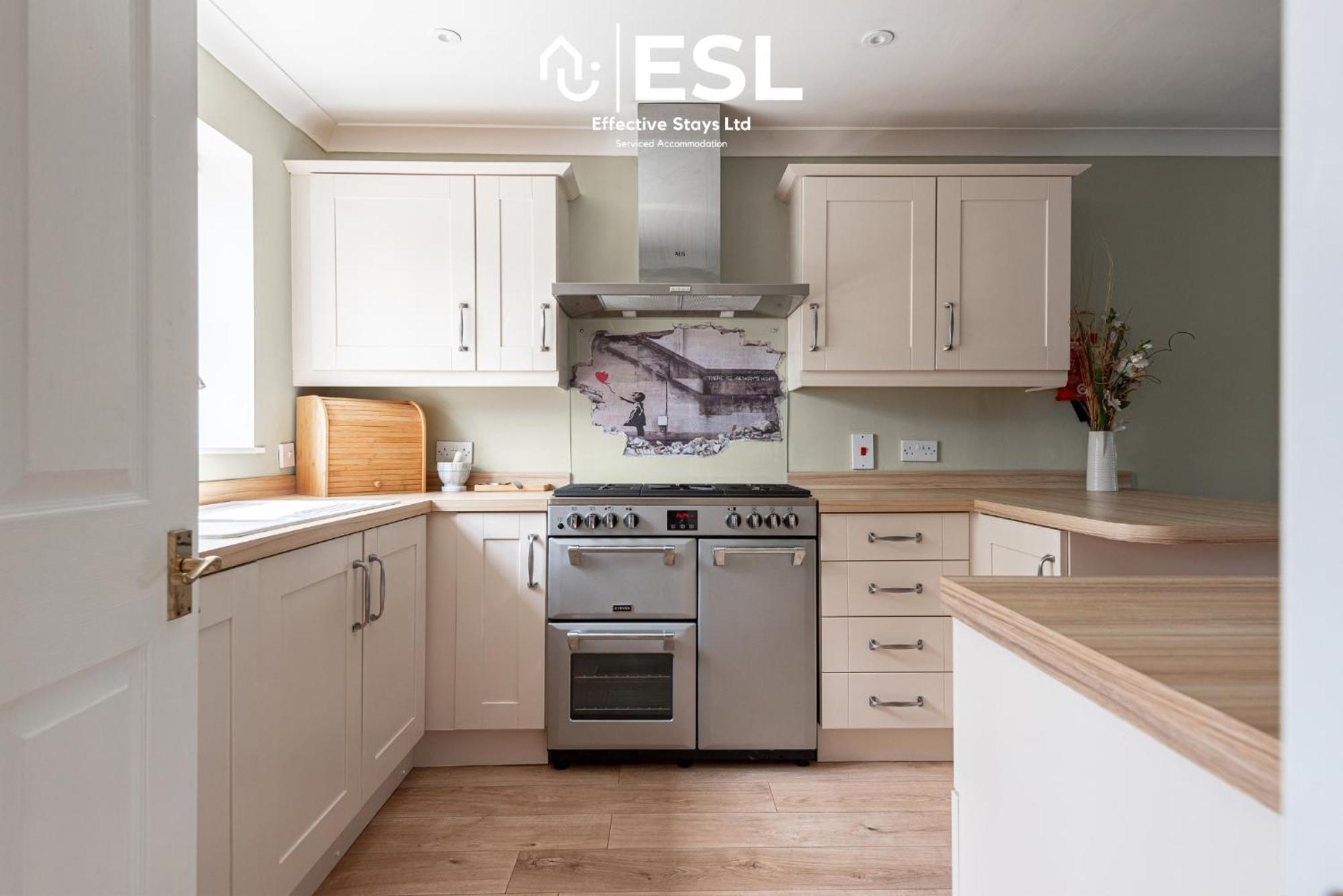 4 Bedroom Townhouse 10Mins Walk From Shrewsbury Town Centre With Parking Exteriör bild